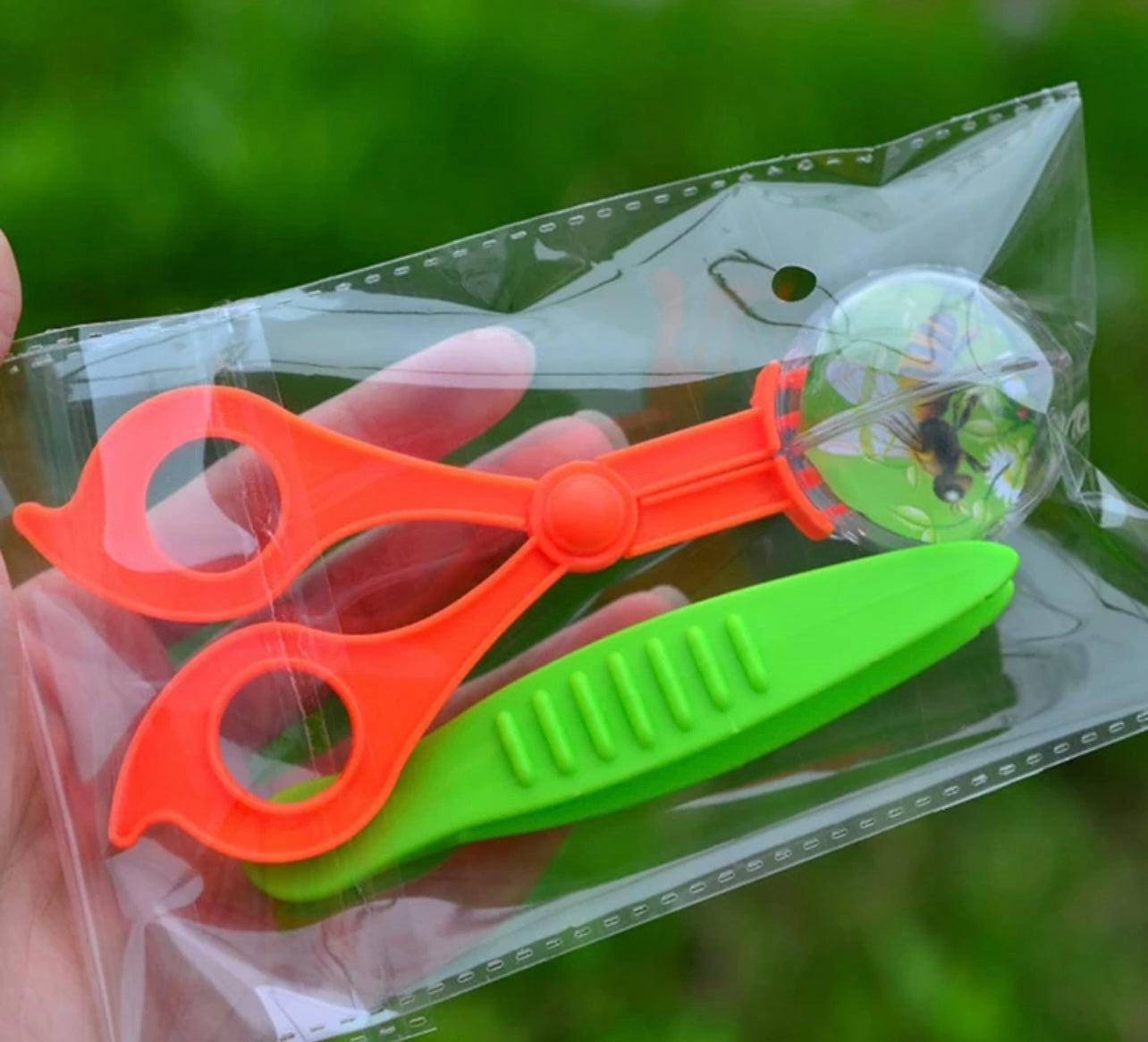 Tuff Tray Accessories Set with worms
